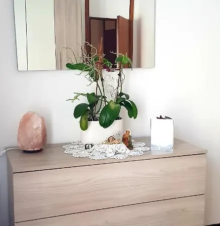 Casa Orchidea Mare Apartment